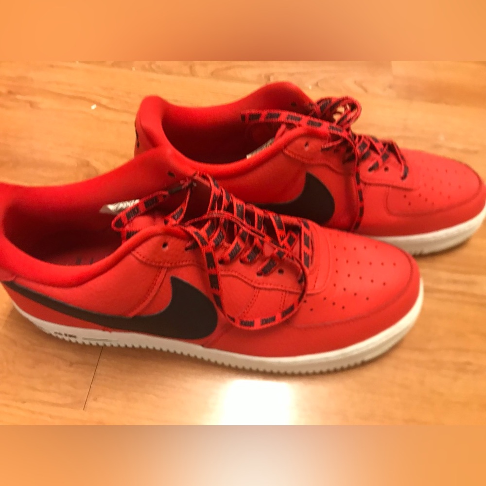 Men’s Air Force. Well Kept Ready for its New Owner.